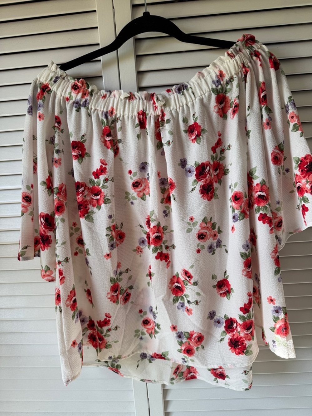 White Floral Off-Shoulder Blouse with Red Rose Print - Picture 4 of 4